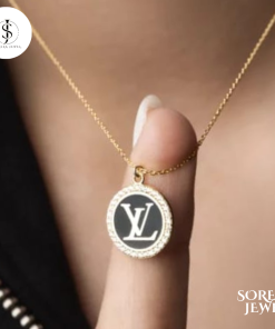 Black Gold Pendant Necklace & Earrings Set – Elegant Jewelry